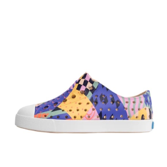 Native NWT Jefferson Print Sneakers - Picture 2 of 9